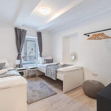 Terrace Apartment With 5 Rooms, Whirlpool And Bbq Augsburg Buitenkant foto